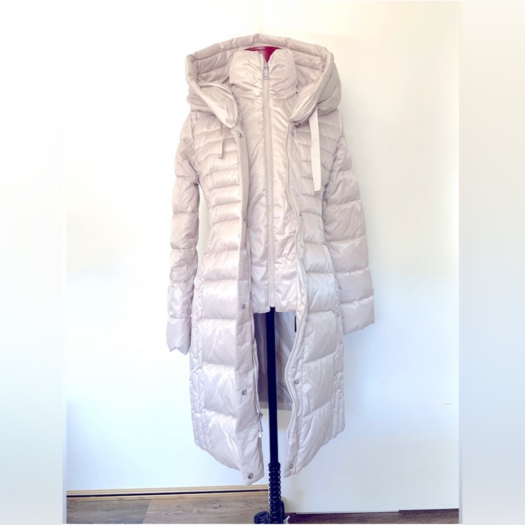 Tahari Winter Coat Brand New